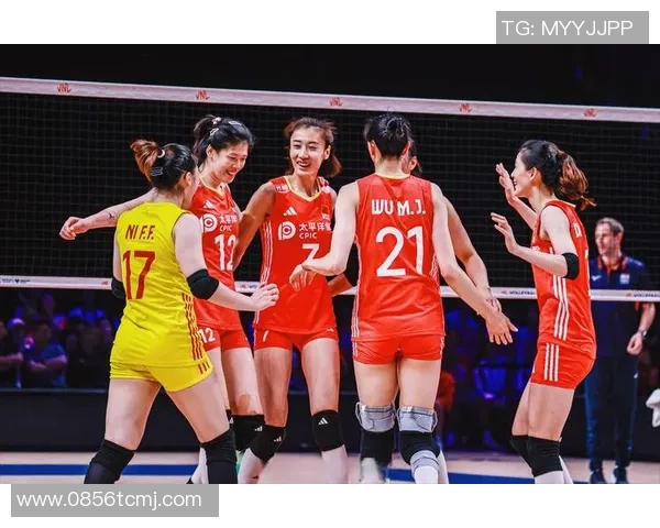 杭州排球队在钻石联赛中的团队协作展现出无与伦比的默契与实力 杭州排球队在钻石联赛中的团队协作展现出无与伦比的默契与实力