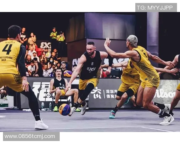 深圳篮球队在大师赛中的实力展现与未来发展潜力分析