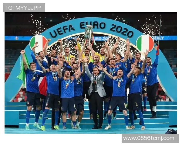 足球明星热议意大利球员表现与风格的深度分析与评价